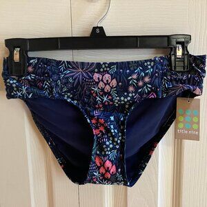 Title Nine Holy Grail Bottom